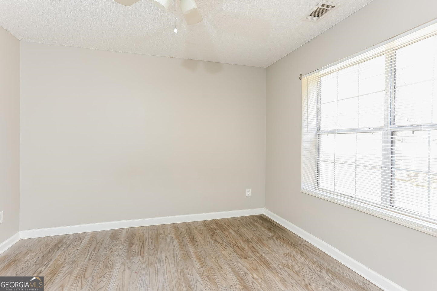2 bedroom 2.5 bath house in Union city