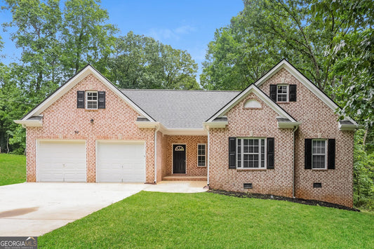3 bedroom 2.5 bath house in Newnan
