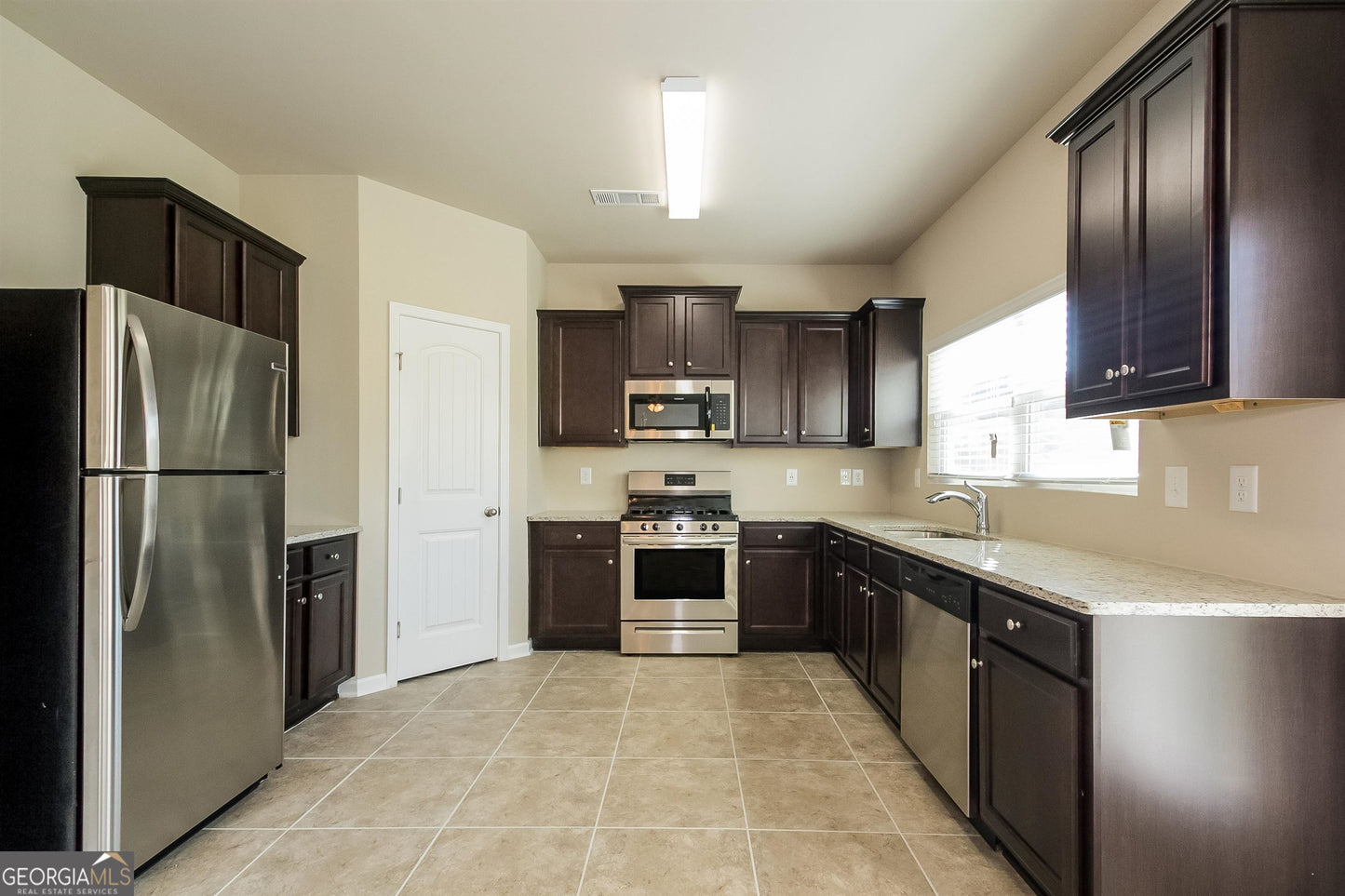 4 bedroom 2.5 bath house in Dallas