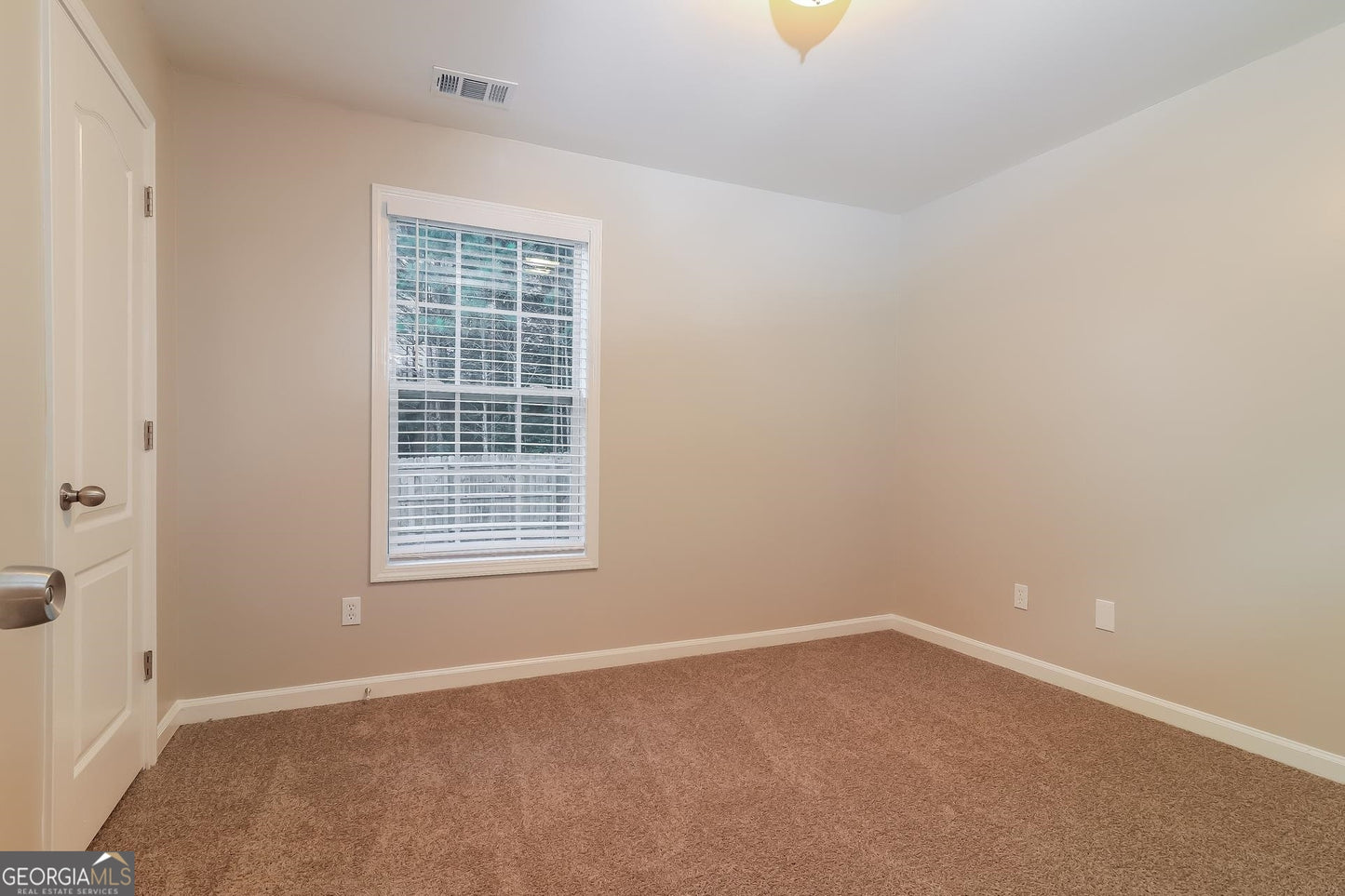 3 bedroom 2.5 bath house in Dallas